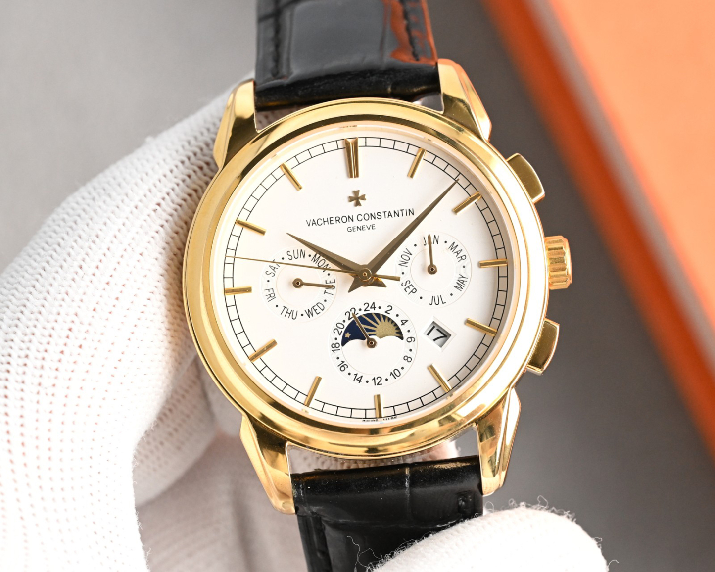 ヴァシュロン・コンスタンタン［Vacheron Constantin］伝承アプデグレードシリーズ 自動機械式腕時計41MM