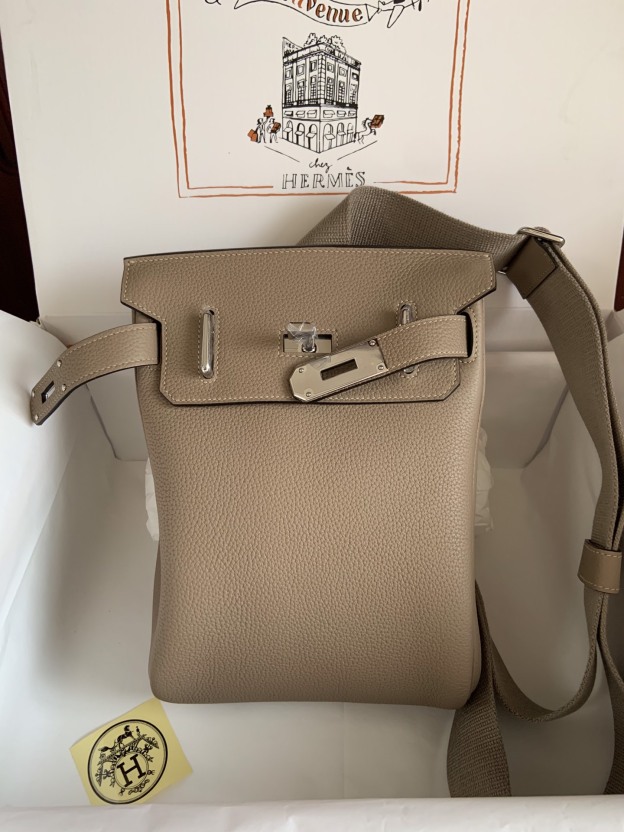 エルメス「Hermès」Hac a Dosバックパック 8色「日本未入荷」