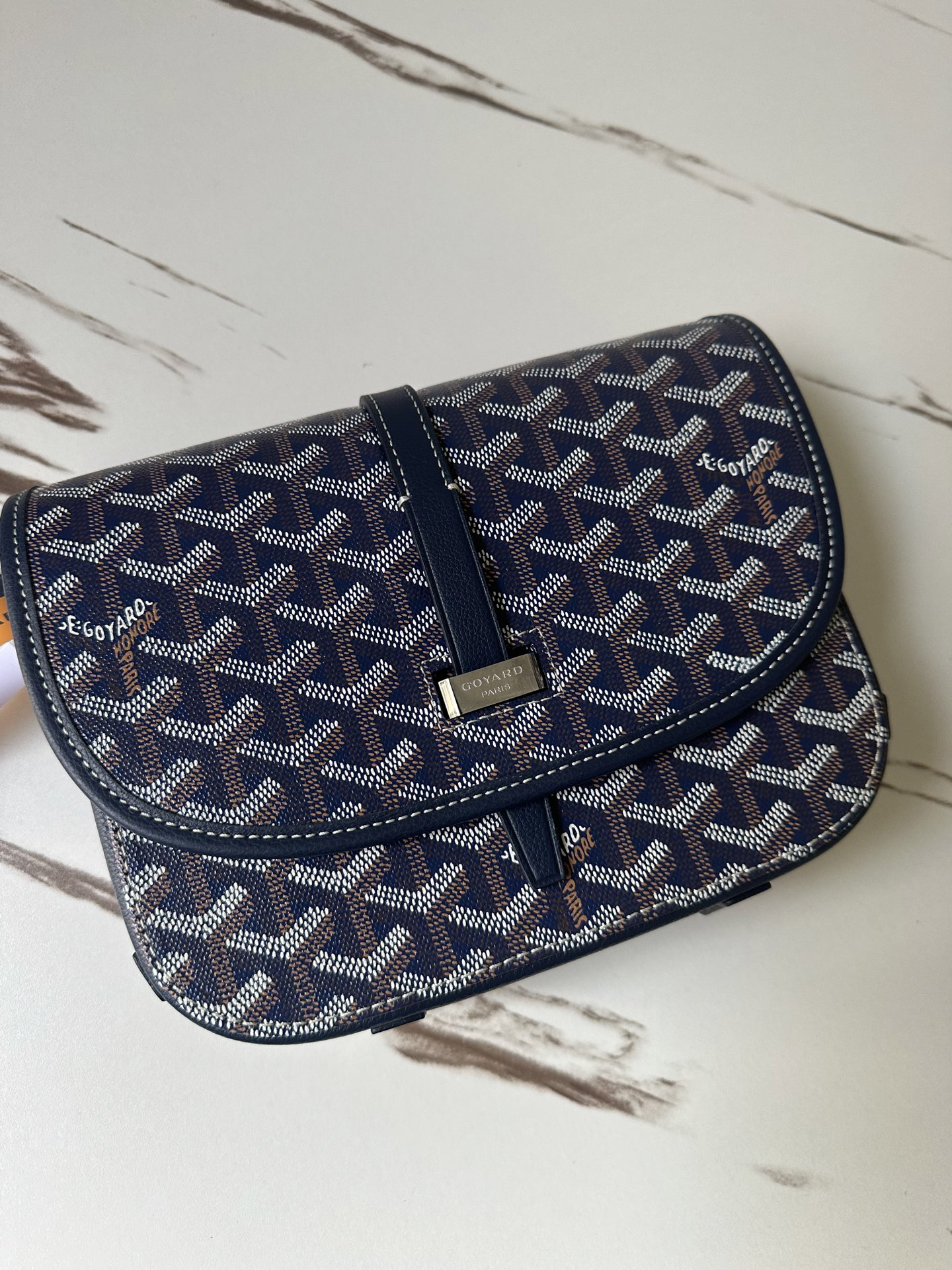 ゴヤール「Goyard」 Belvedere PM 深ブルー メッセンジャーバッグ
