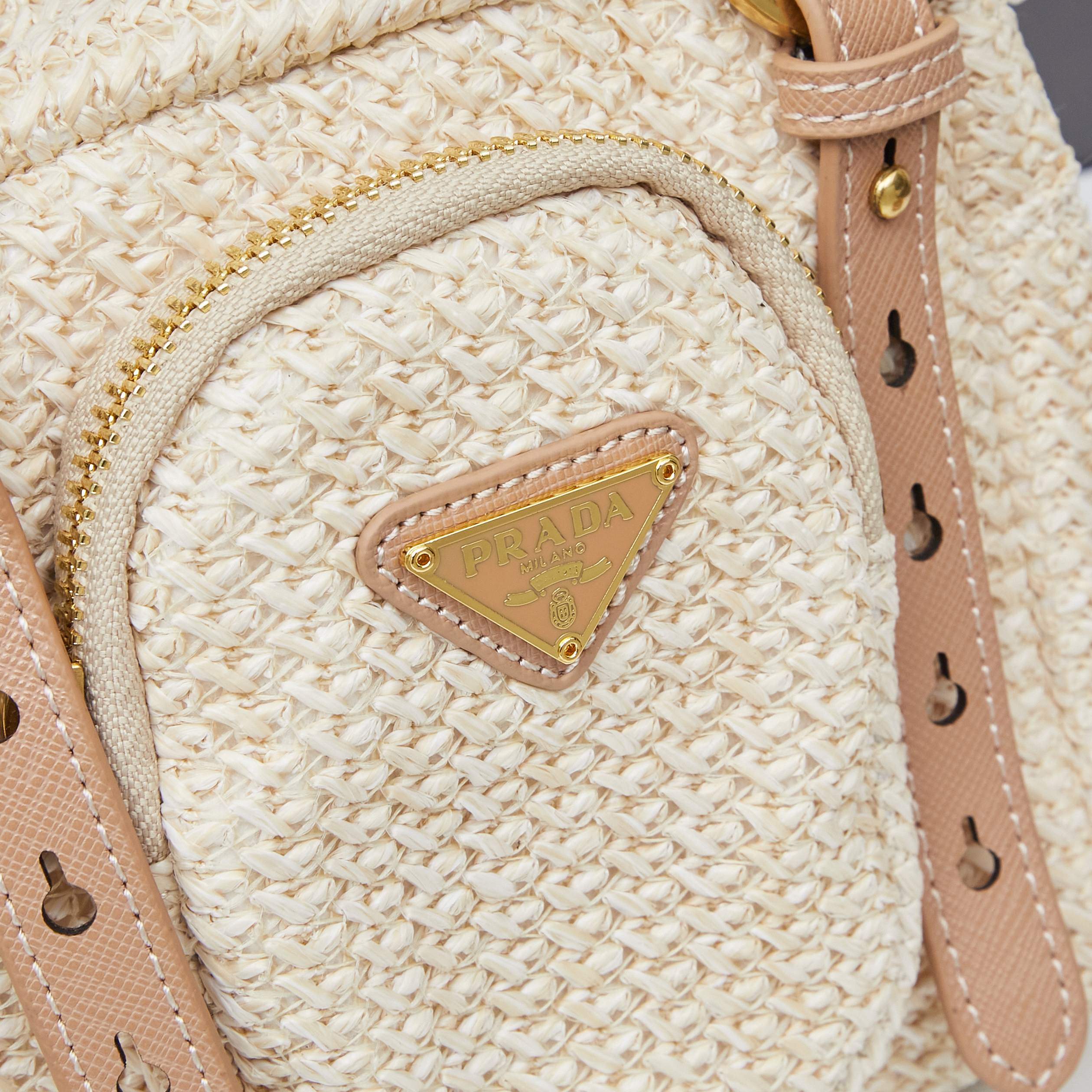 プラダ「Prada」 ブレードバッグ 2538 ショルダーバッグ