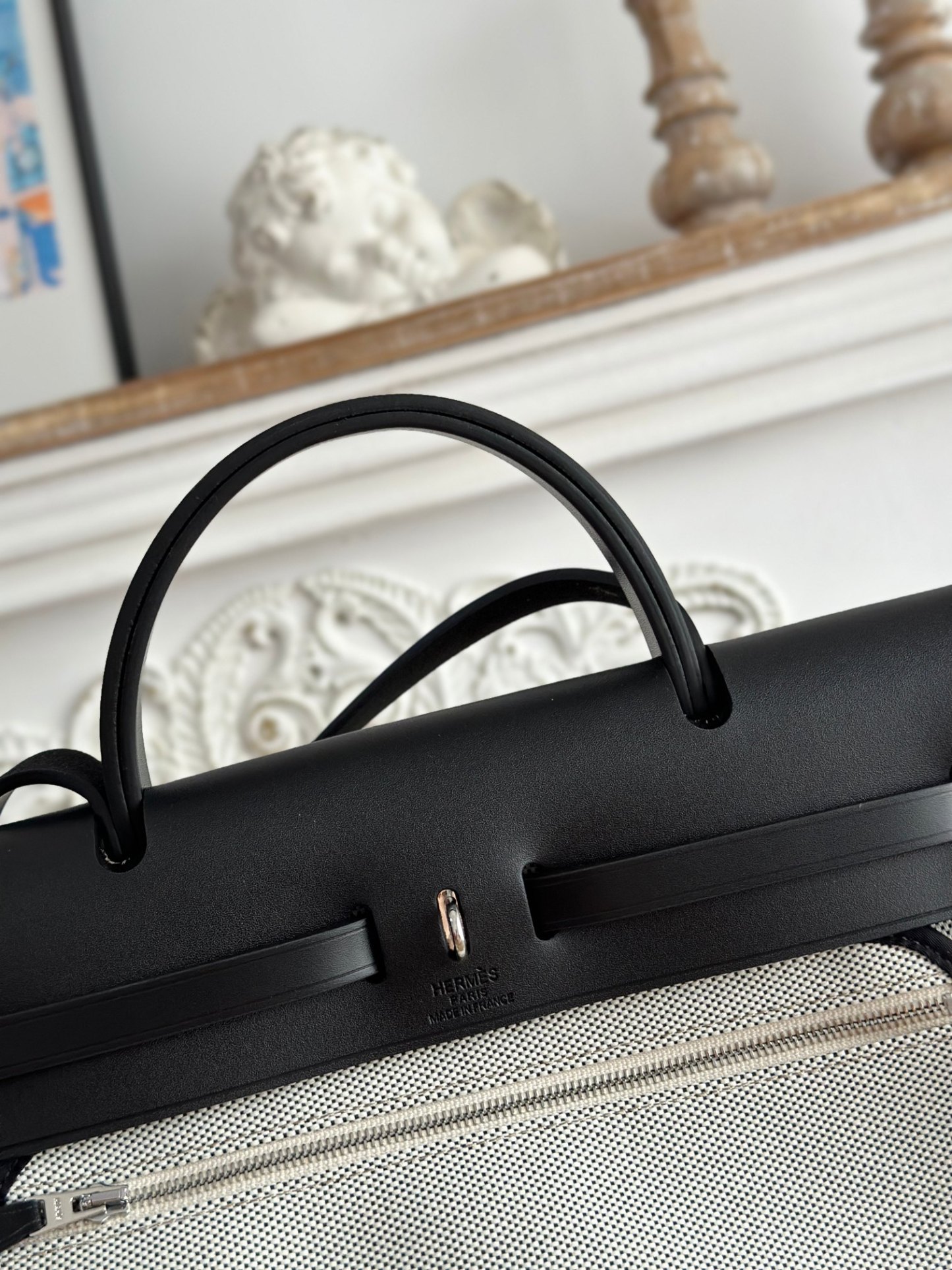 エルメス「Hermès」ハーバッグ ジップ31 鋲打ちトートバッグ「Herbag Zip 31 hobnailed」