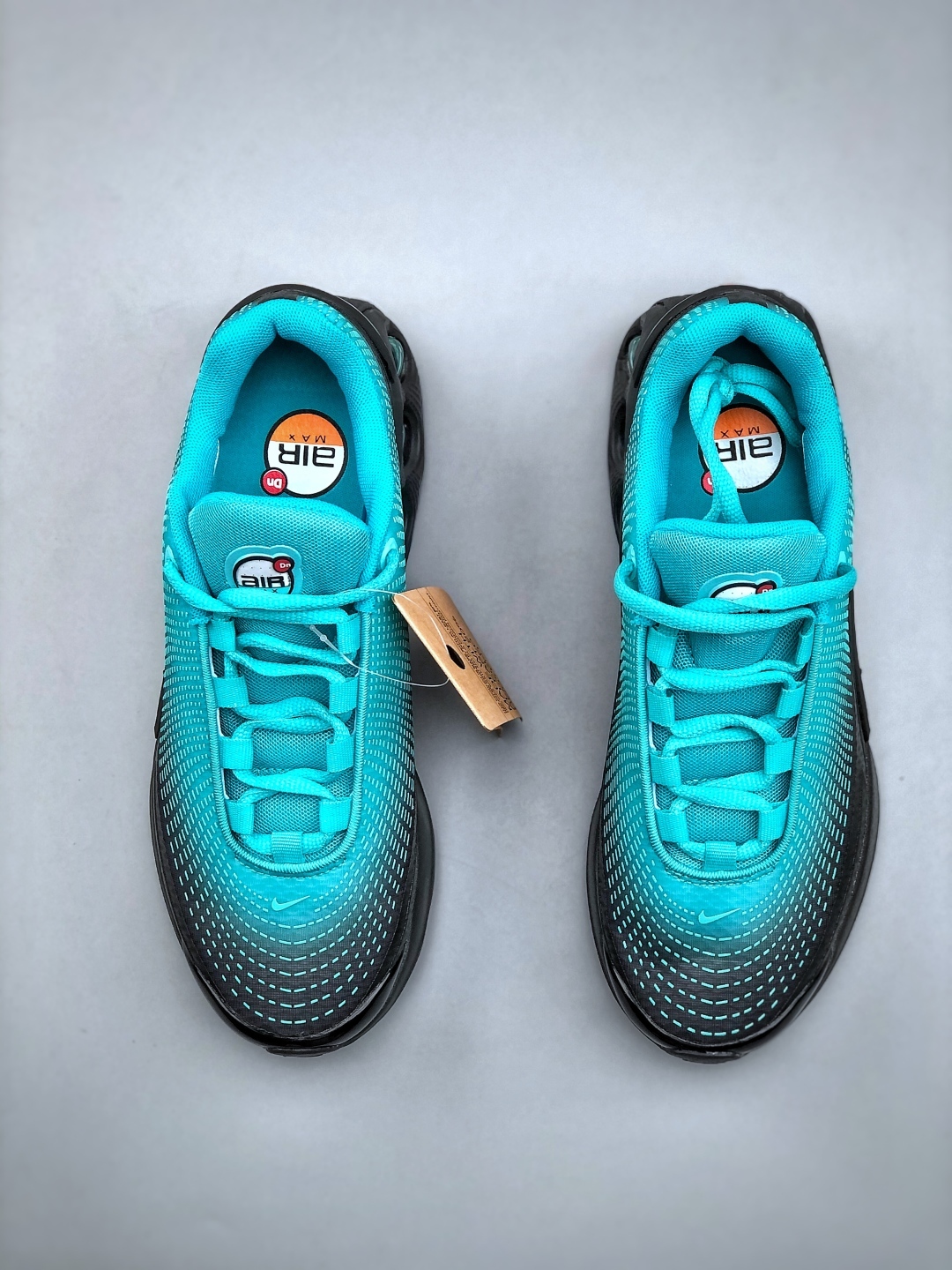 ナイキ「Nike」Air Max DN8 フルレングス エアクッション ランニングシューズ