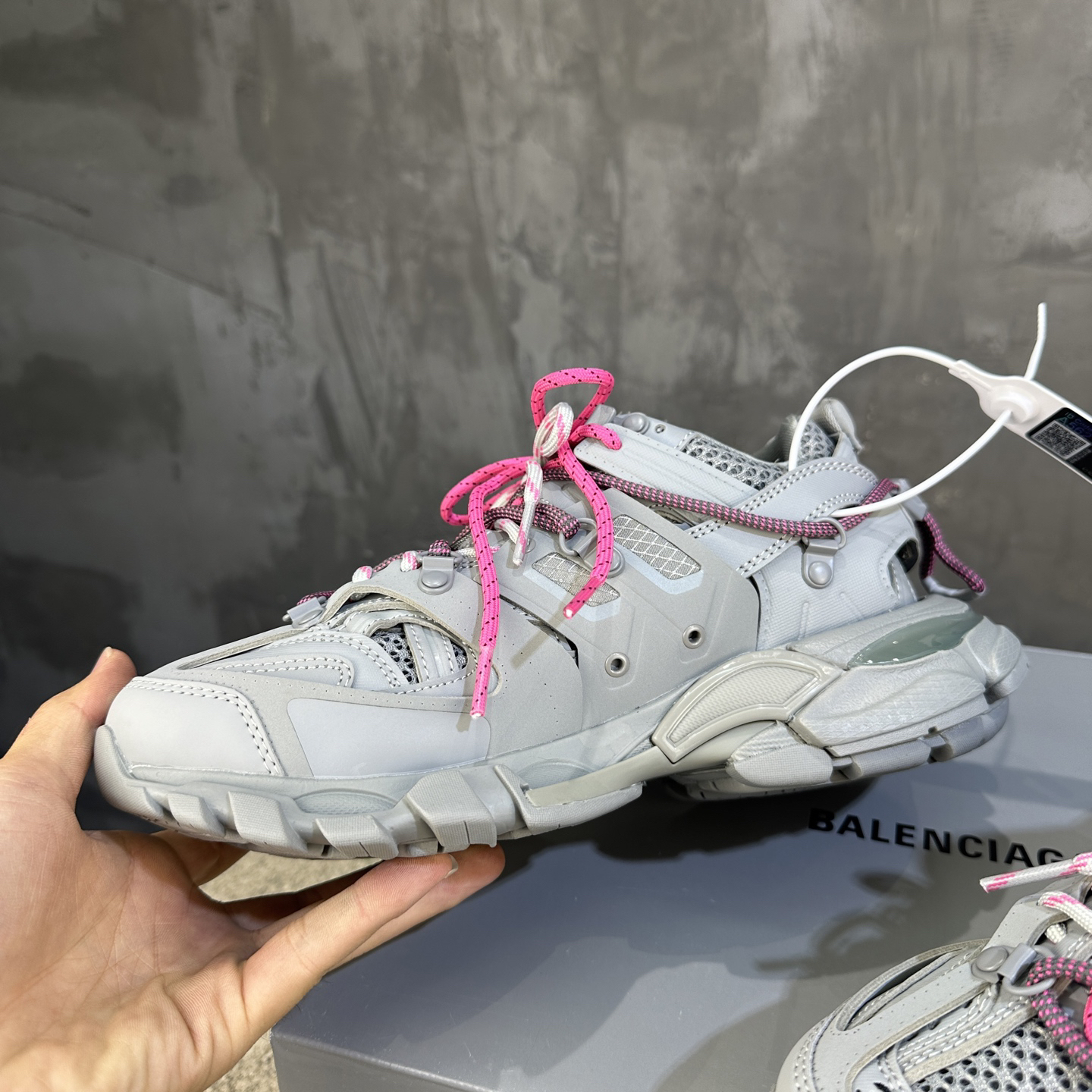 バレンシアガ「Balenciaga」 Sneaker Tess 3.0 Outdoorコンセプトスニーカー