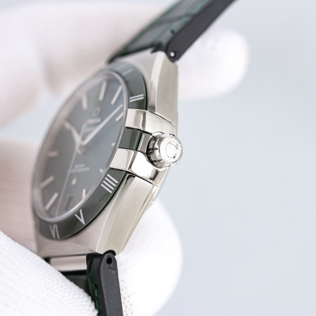 オメガ「Omega」Constellatio﻿n 41MM セラミックベゼル＆レザーストラップ メンズ腕時計 「4色」