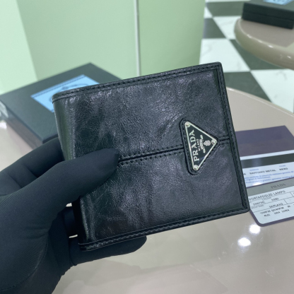 プラダ「Prada」 メンズ コンパクトウォレット