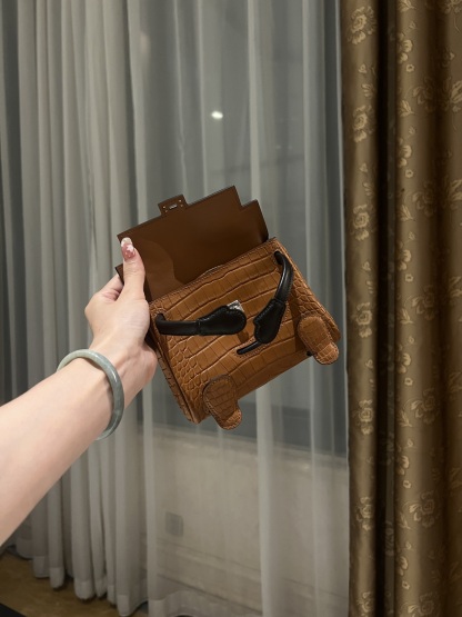 エルメス「Hermès」Kelly Doll ハンドバッグ