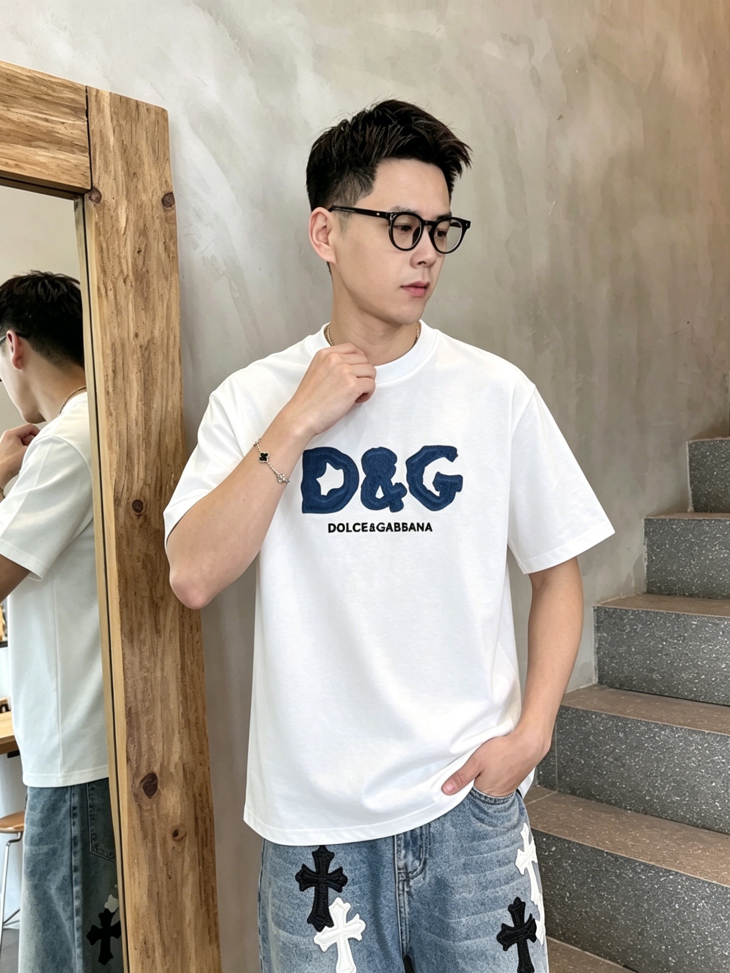 ロゴプリントTシャツ / ショートスリーブ クルーネック