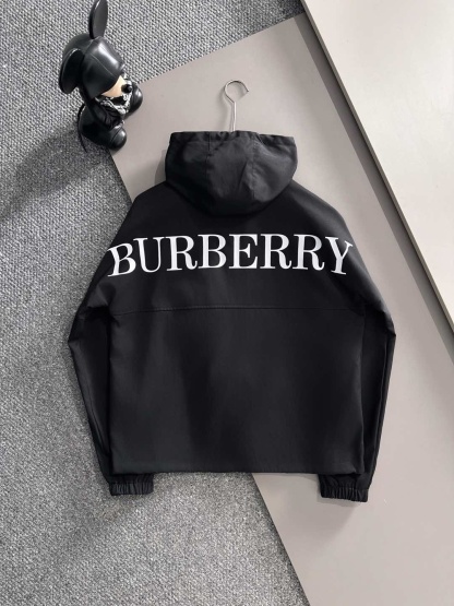 バーバリー「Burberry」秋冬 メンズカジュアルスポーツセット