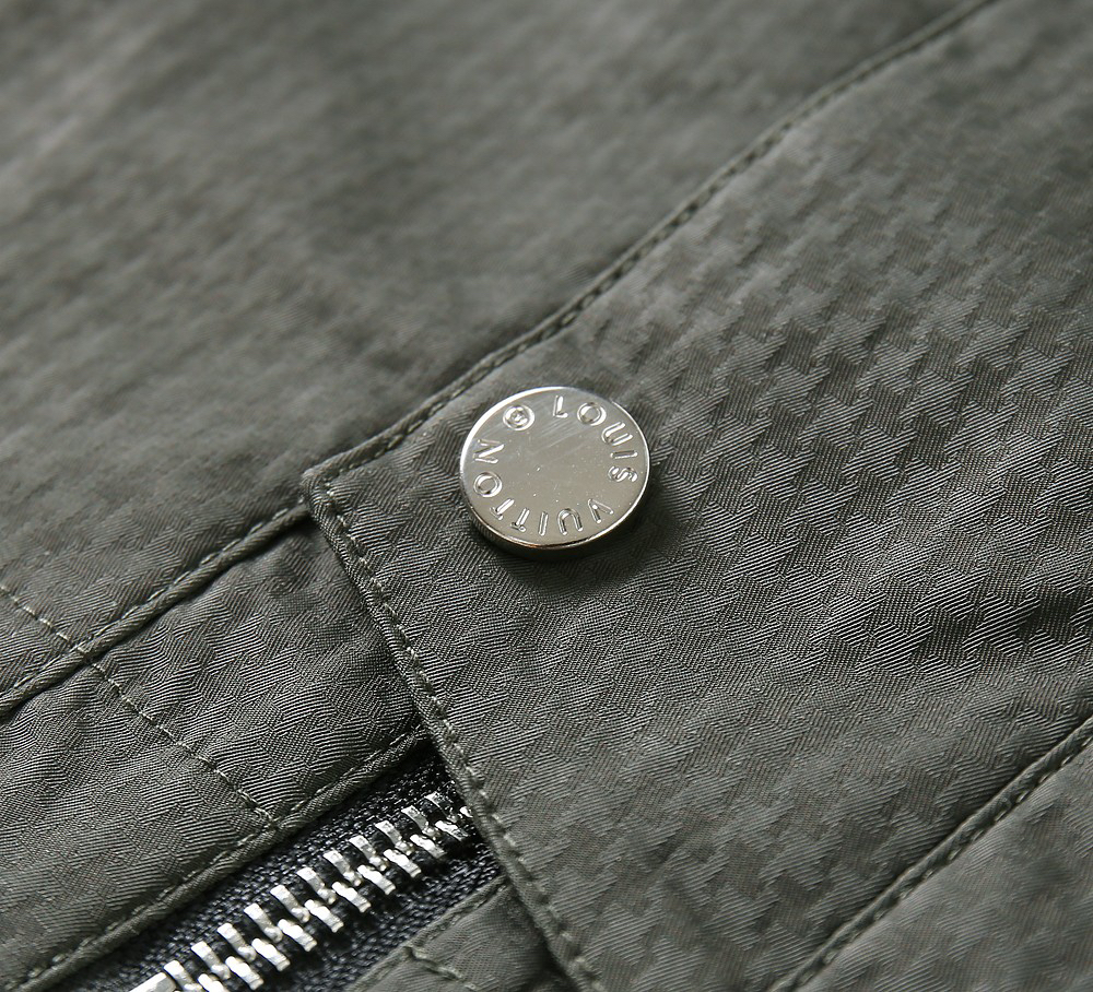 ルイ・ヴィトン「Louis Vuitton」秋冬コレクション クイルテッド ジャケット