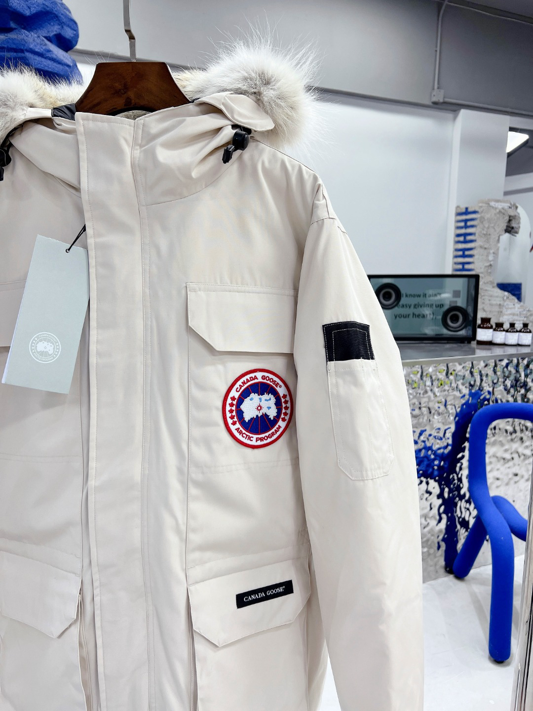 カナダグース「Canada Goose」秋冬フード付きダウンコート