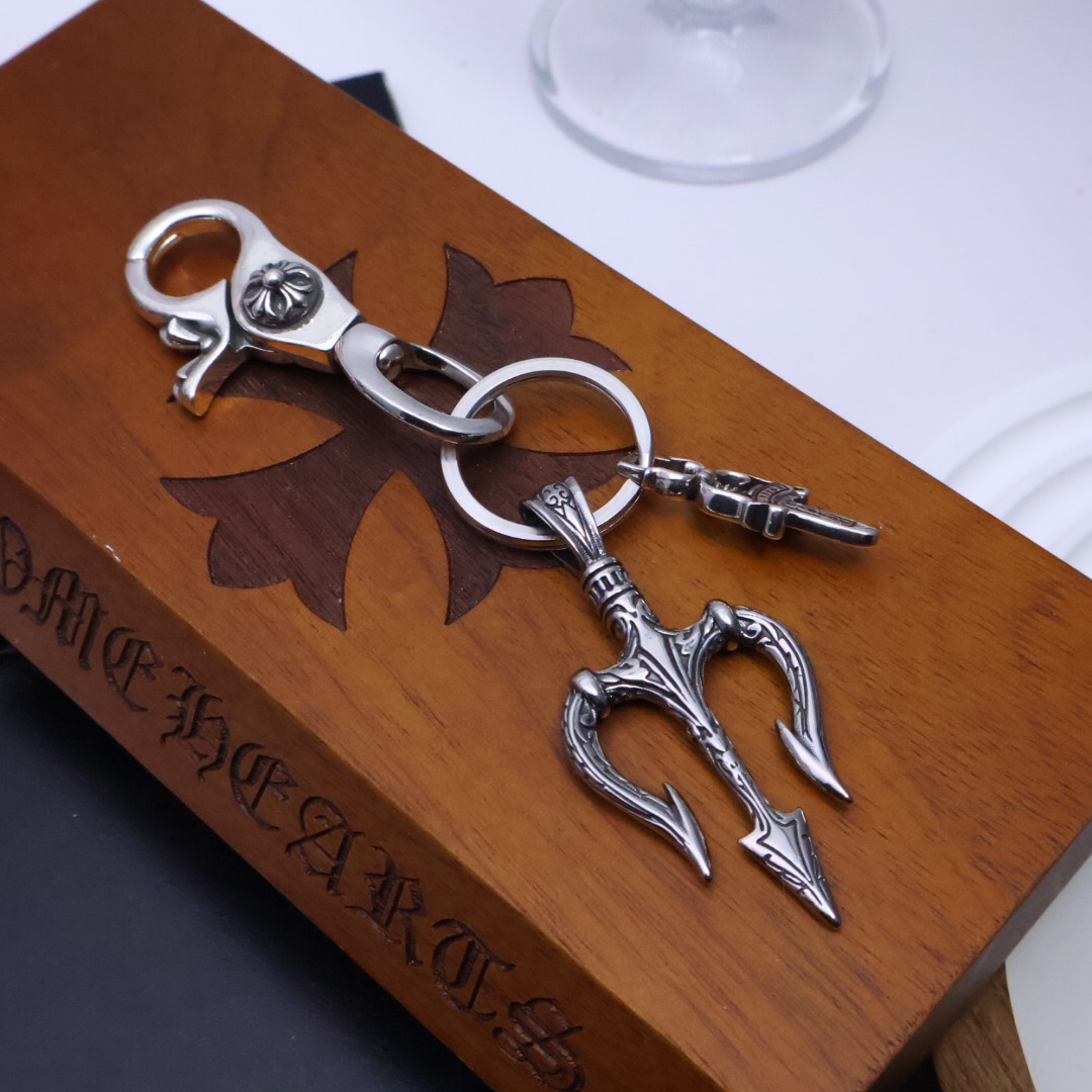 クロムハーツ「Chrome Hearts」キーホルダー＆バッグチャーム - スタイルアイコン