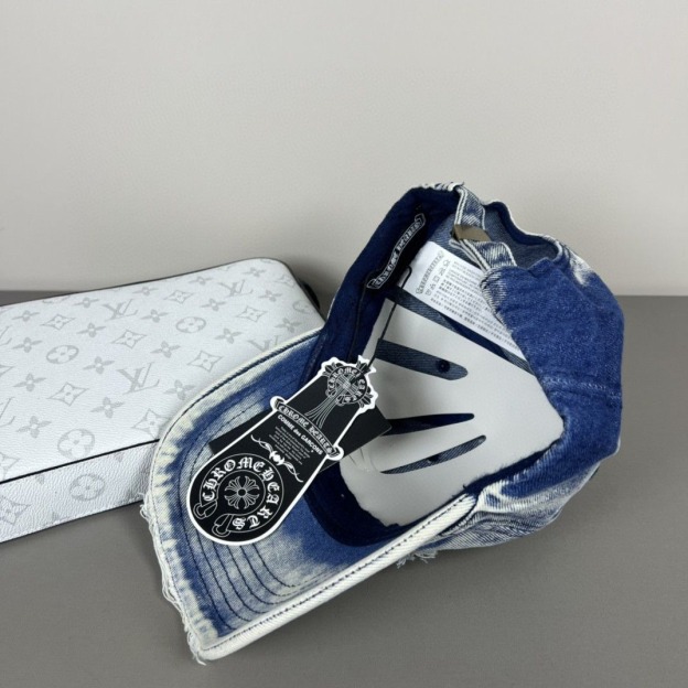 クロムハーツ「Chrome Hearts」モダンスタイル スナップバック キャップ