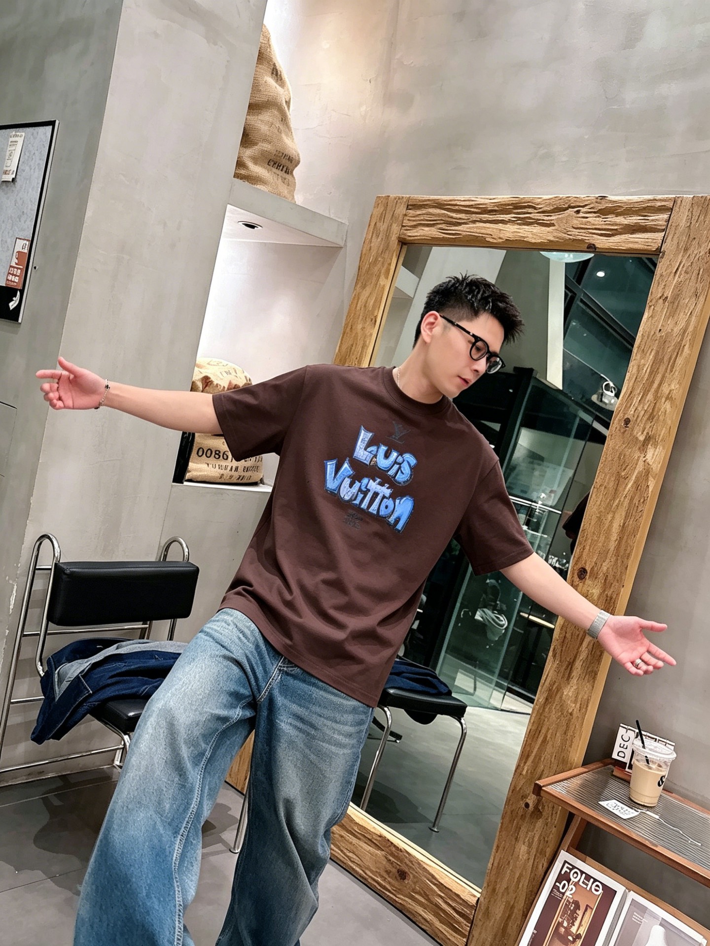 ルイ・ヴィトン「Louis Vuitton」ロゴプリントTシャツ / ショートスリーブ クルーネック