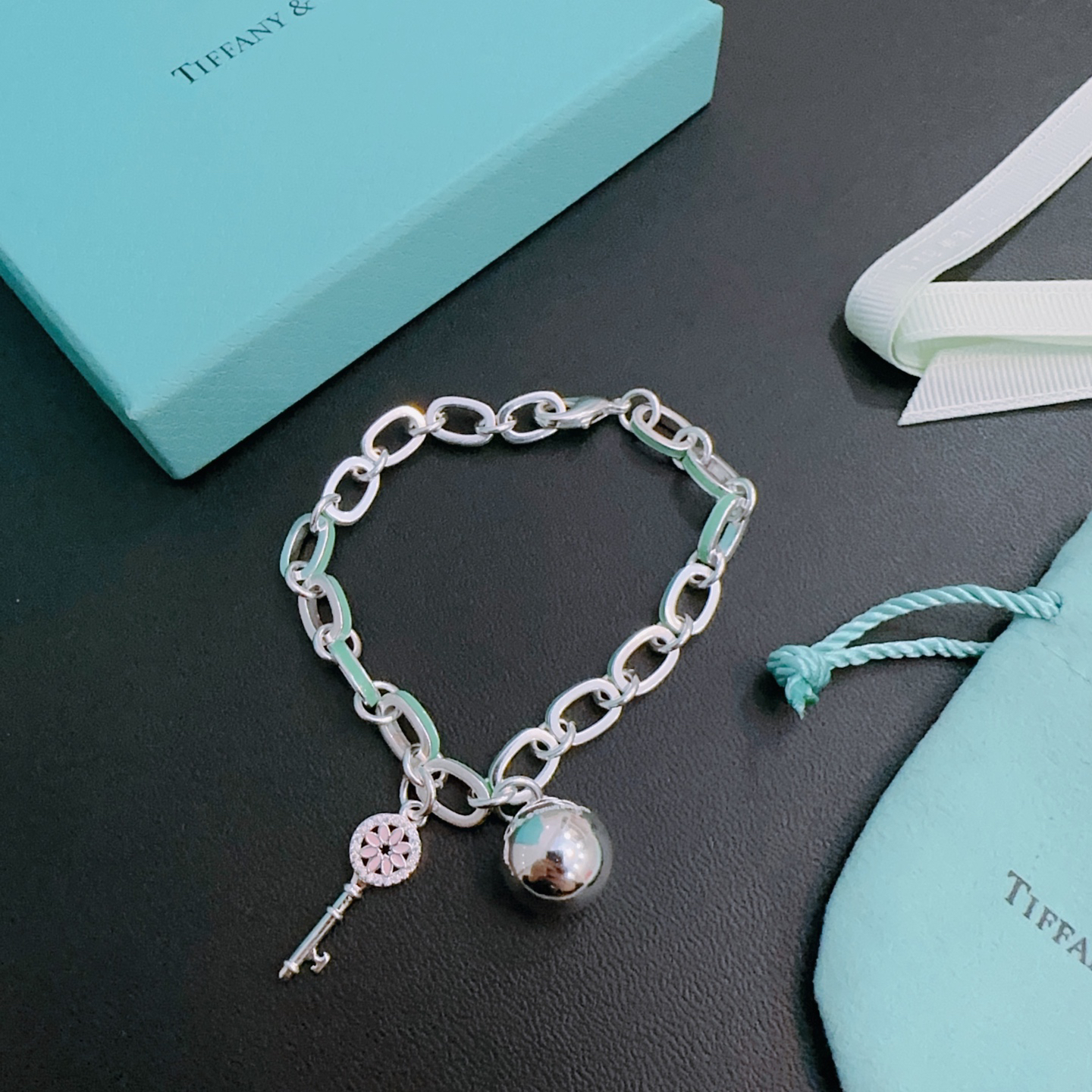 ティファニー「Tiffany & Co.」ポリッシュドシルバーリンク ブレスレット