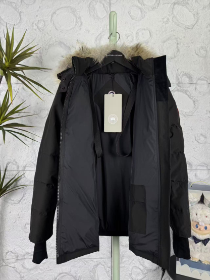 カナダグース「Canada Goose」秋冬フード付きダウンコート