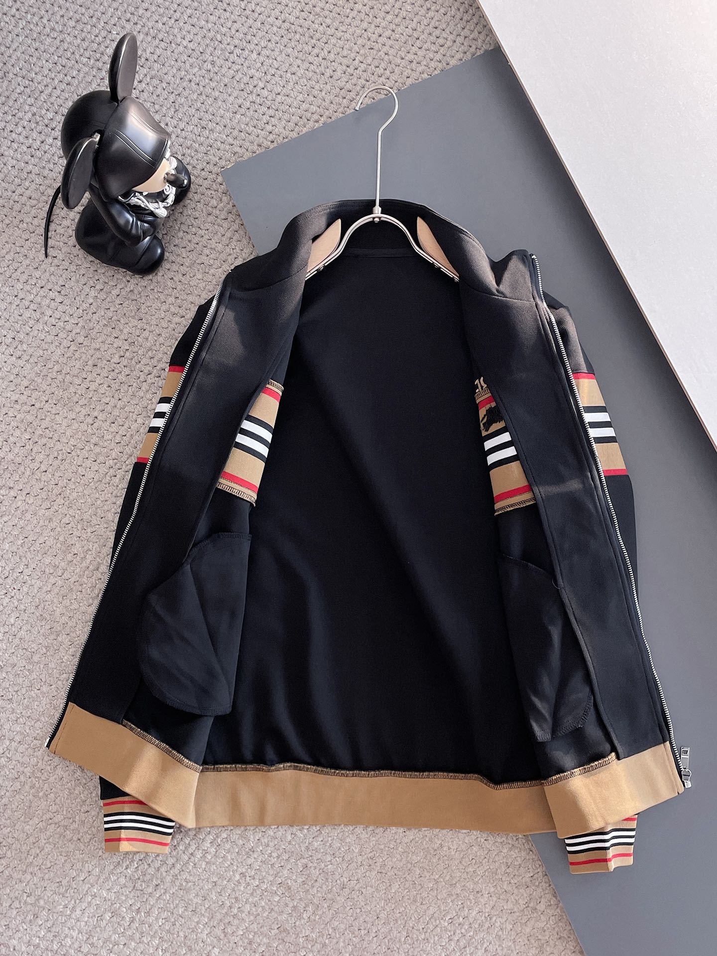 バーバリー「Burberry」秋冬 メンズ  カジュアルスポーツセット