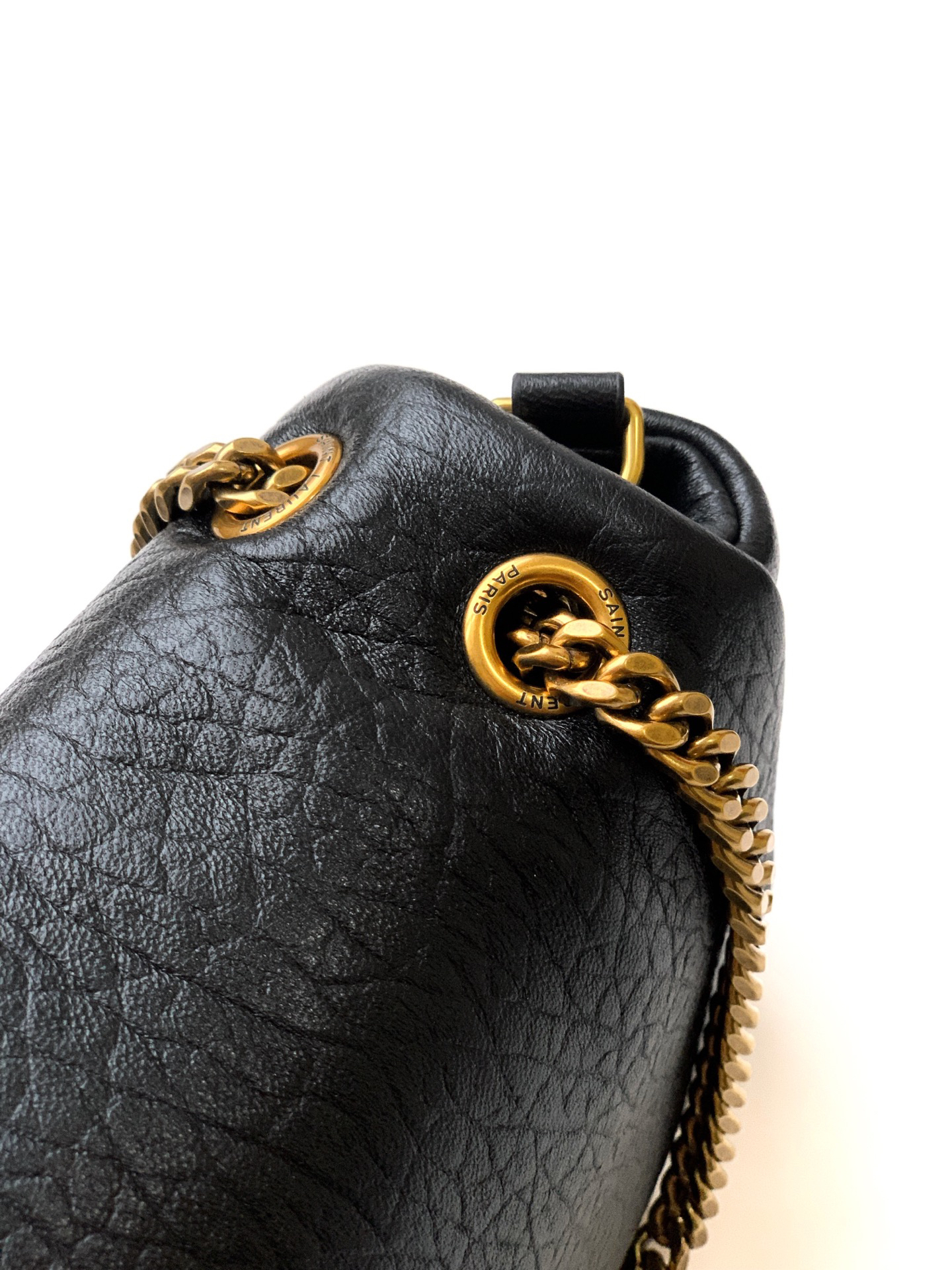 サンローラン「Saint Laurent」カリプソ ミディアム（グレインラムスキン）