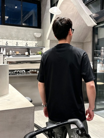バーバリー「Burberry」ロゴプリントTシャツ / ショートスリーブ クルーネック