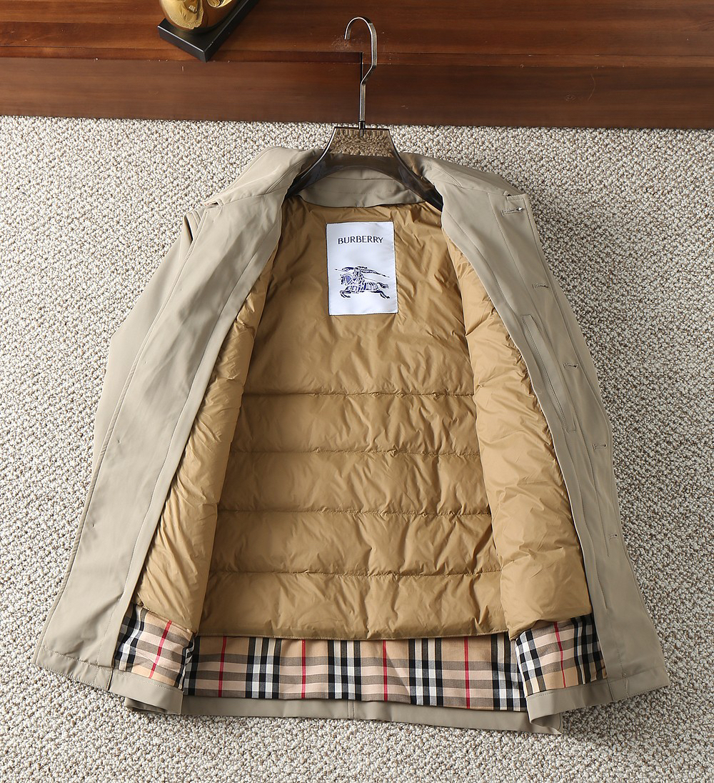 バーバリー「Burberry」秋冬 クイルティッドダウンジャケット