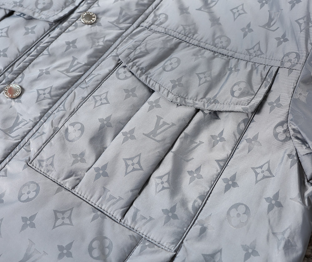 ルイ・ヴィトン「Louis Vuitton」秋冬コレクション クイルテッド ジャケット