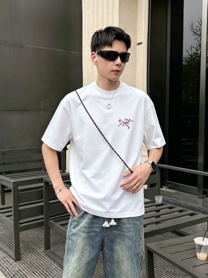 アークテリクス「ARC'TERYX」ロゴプリントTシャツ / ショートスリーブ クルーネック