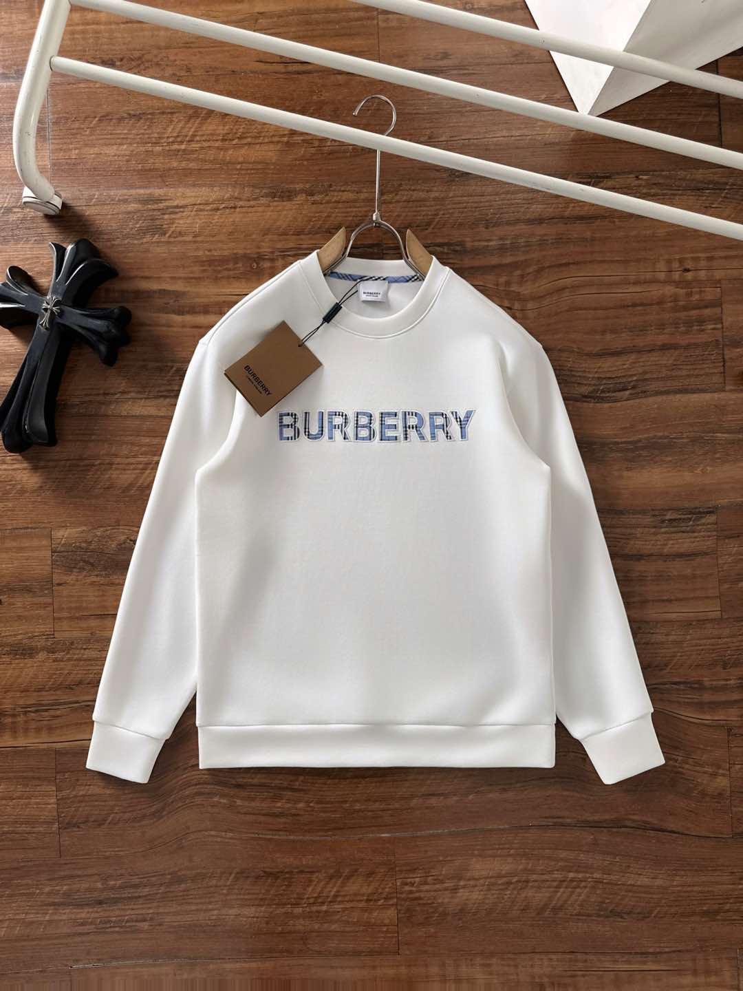 バーバリー「Burberry」秋冬メンズスウェット