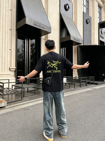 アークテリクス「ARC'TERYX」ロゴプリントTシャツ / ショートスリーブ クルーネック