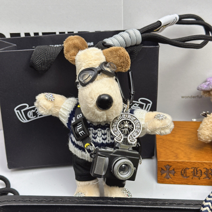 クロムハーツ「Chrome Hearts」バッグチャーム - すべてのトレンドバッグに合わせて、クールでキュートなスタイルを