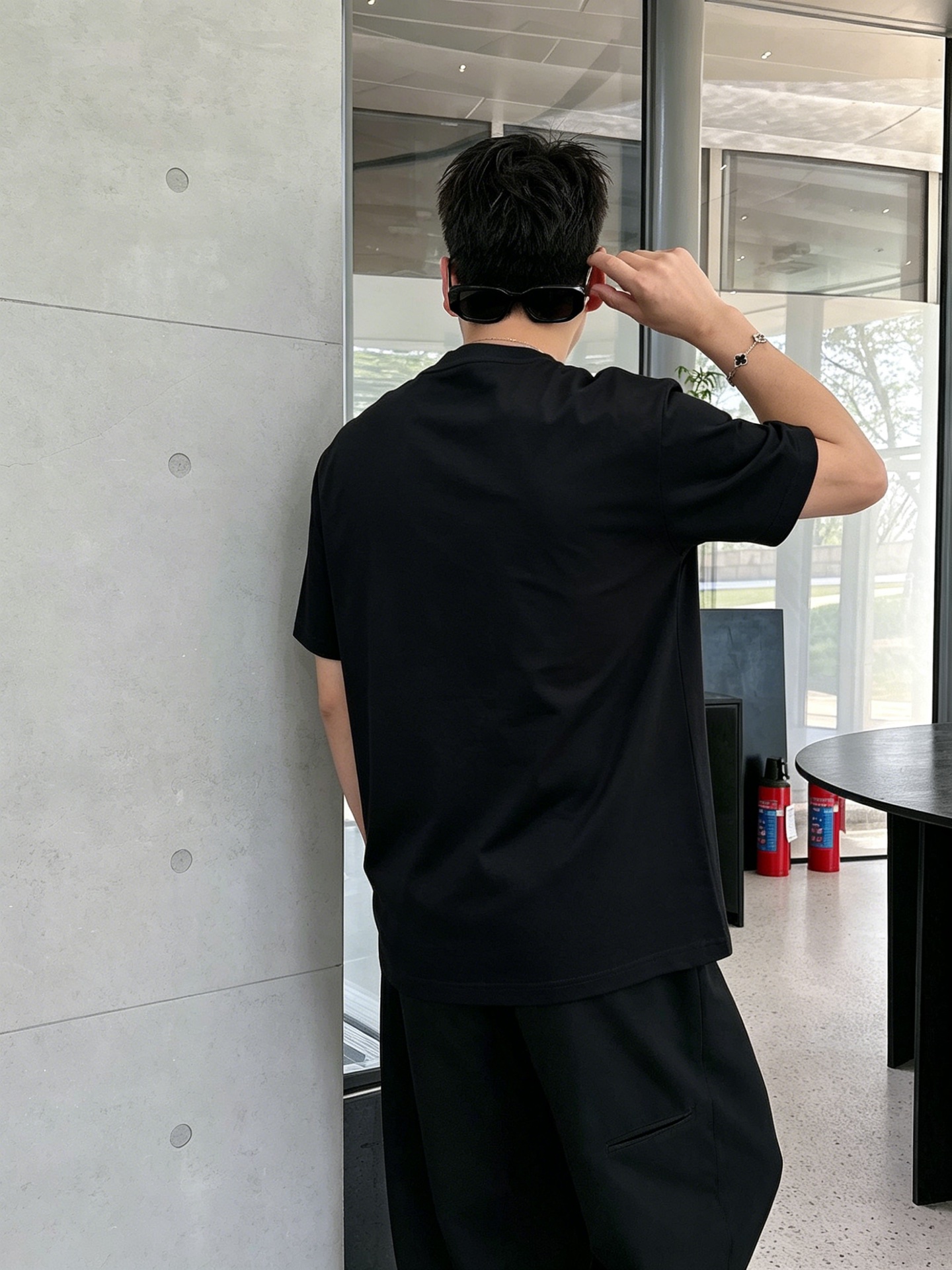 フェンディ「Fendi」ロゴプリントTシャツ / ショートスリーブ クルーネック