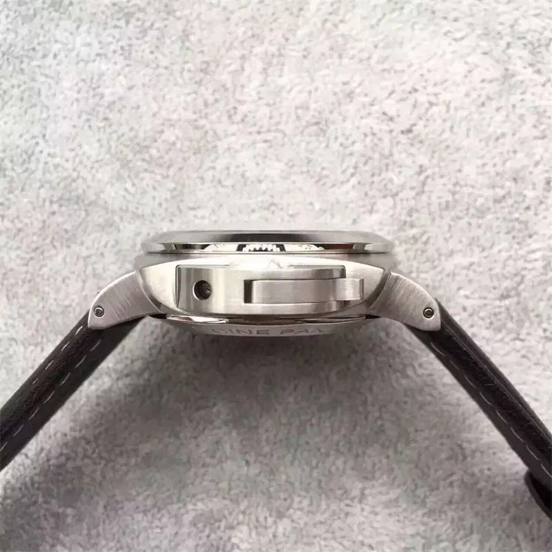 パネライ「Panerai」Luminor 1950 Series 自動巻き腕時計44MM