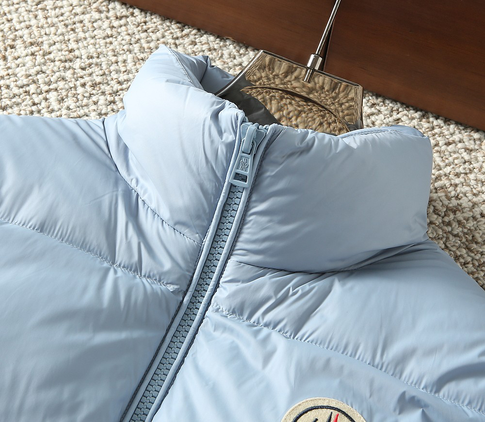 モンクレール「Moncler」秋冬 ダウンジャケット