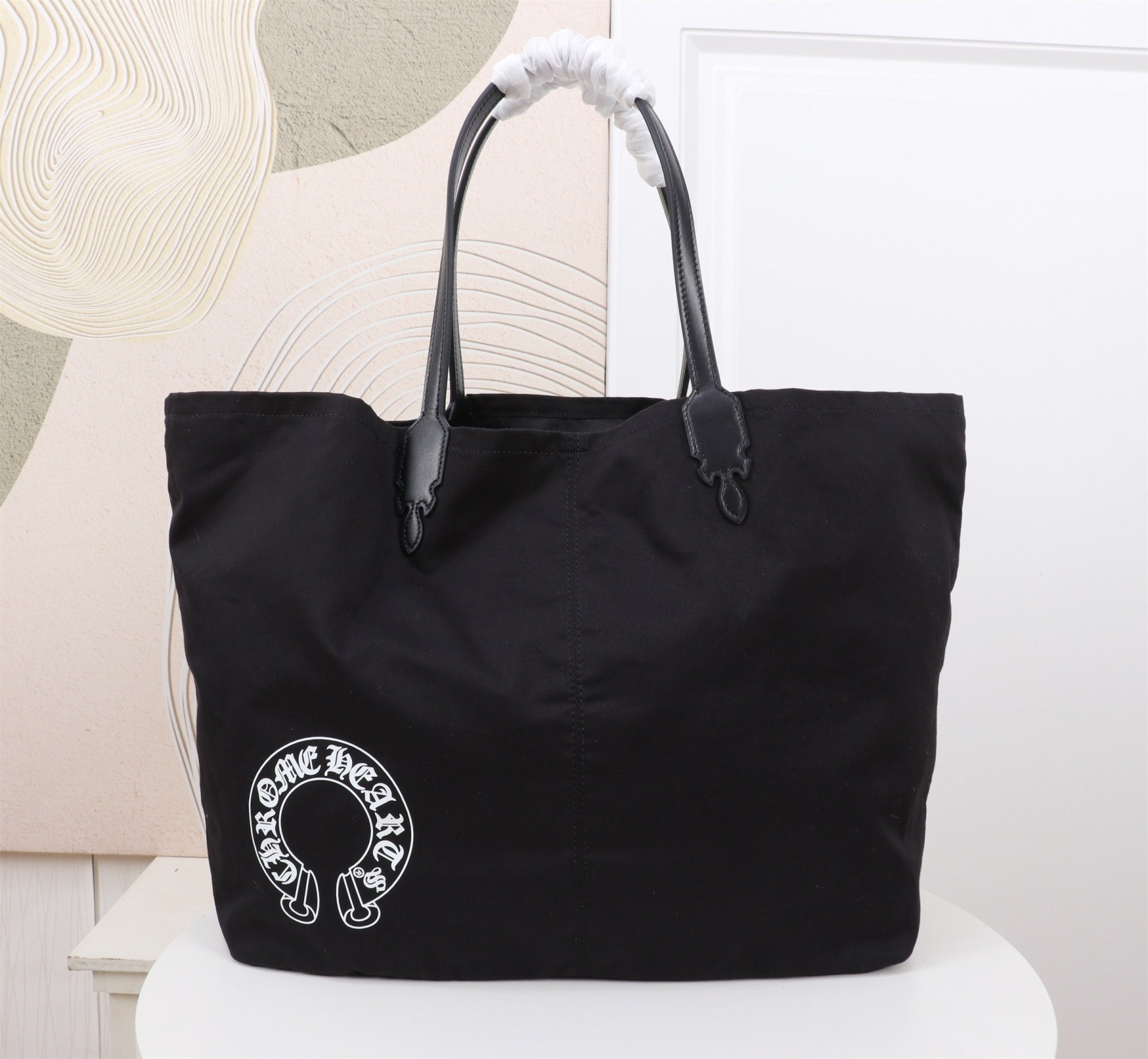 クロムハーツ「Chrome Hearts」十字架のトートバッグ