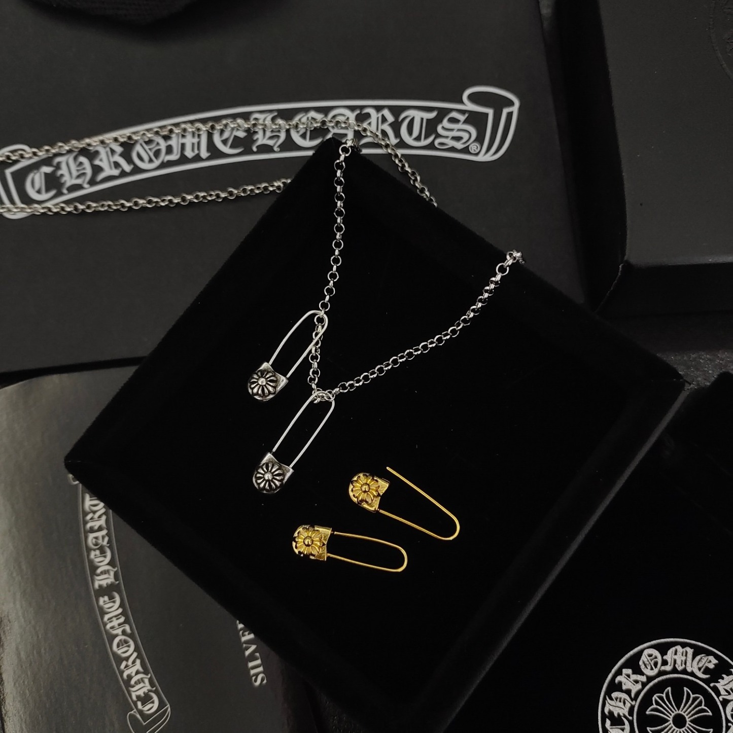 クロムハーツ「Chrome Hearts」クロムハーツ マルチピンイヤリング S925 マルチジュエリー