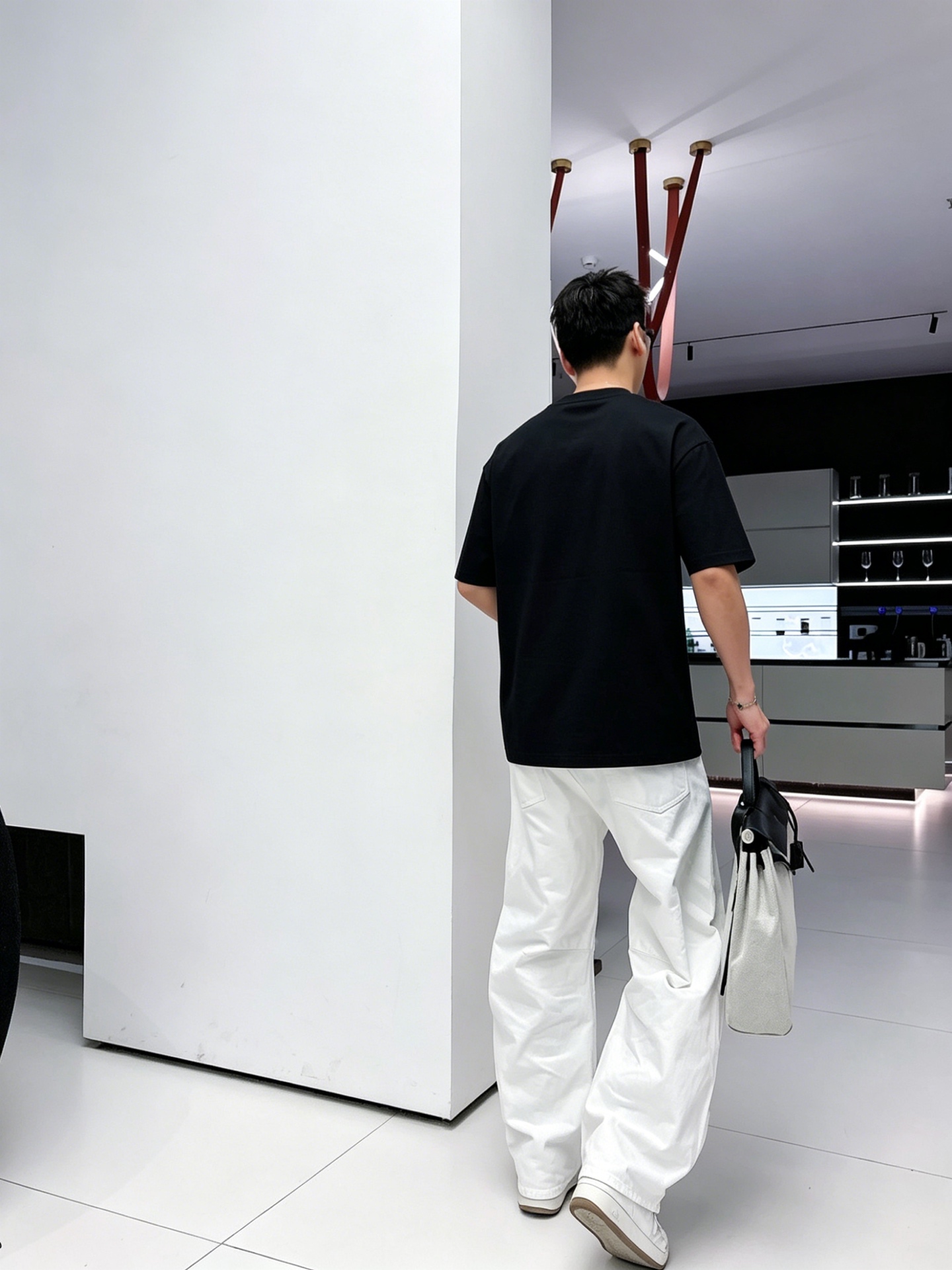 ルイ・ヴィトン「Louis Vuitton」ロゴプリントTシャツ / ショートスリーブ クルーネック