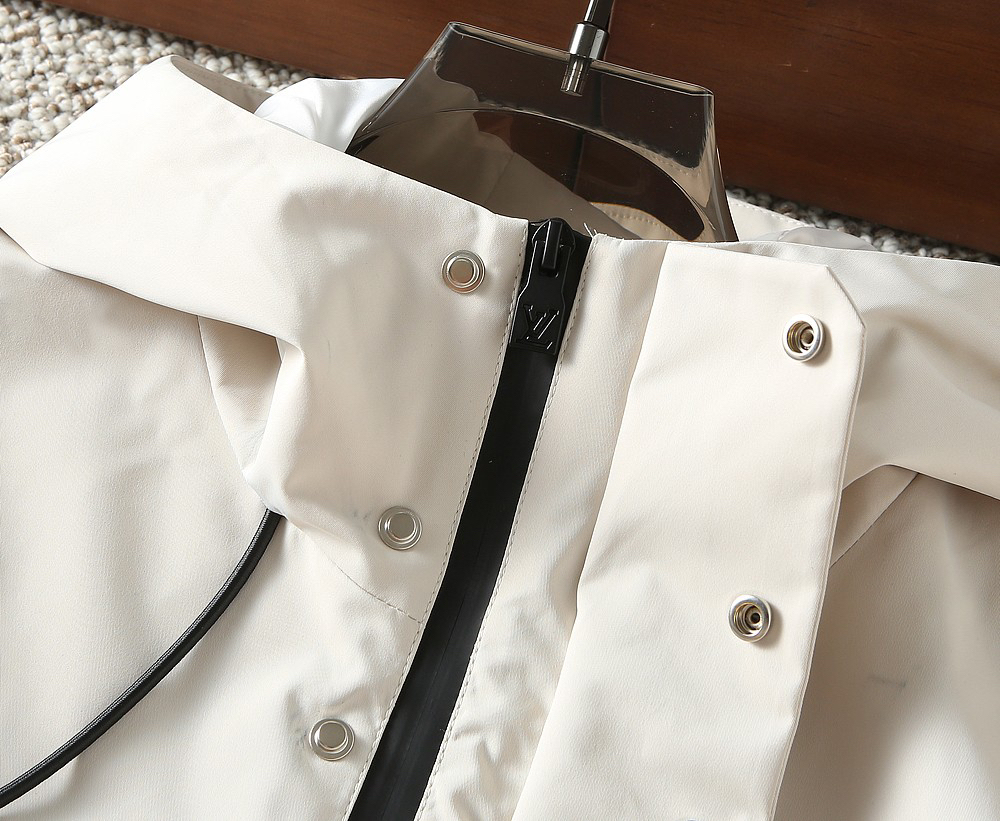 ルイ・ヴィトン「Louis Vuitton」秋冬コレクション クイルテッド ジャケット