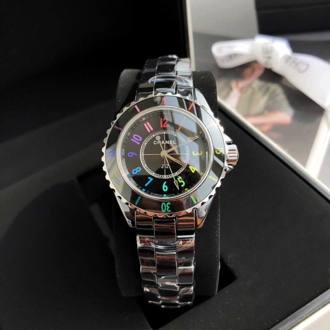 シャネル「Chanel」J12 キャリバー 33MM