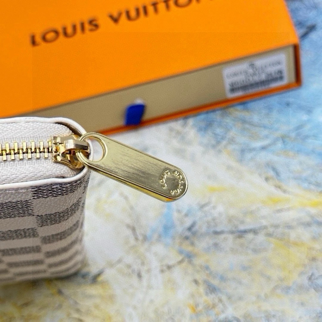 ルイ・ヴィトン「Louis Vuitton」ジップアラウンド ウォレット