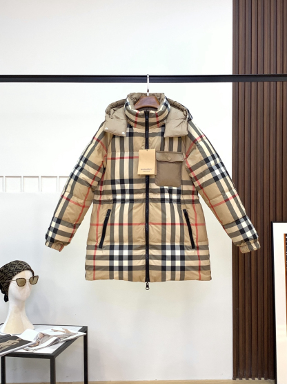 バーバリー「Burberry」秋冬フード付きダウンジャケット