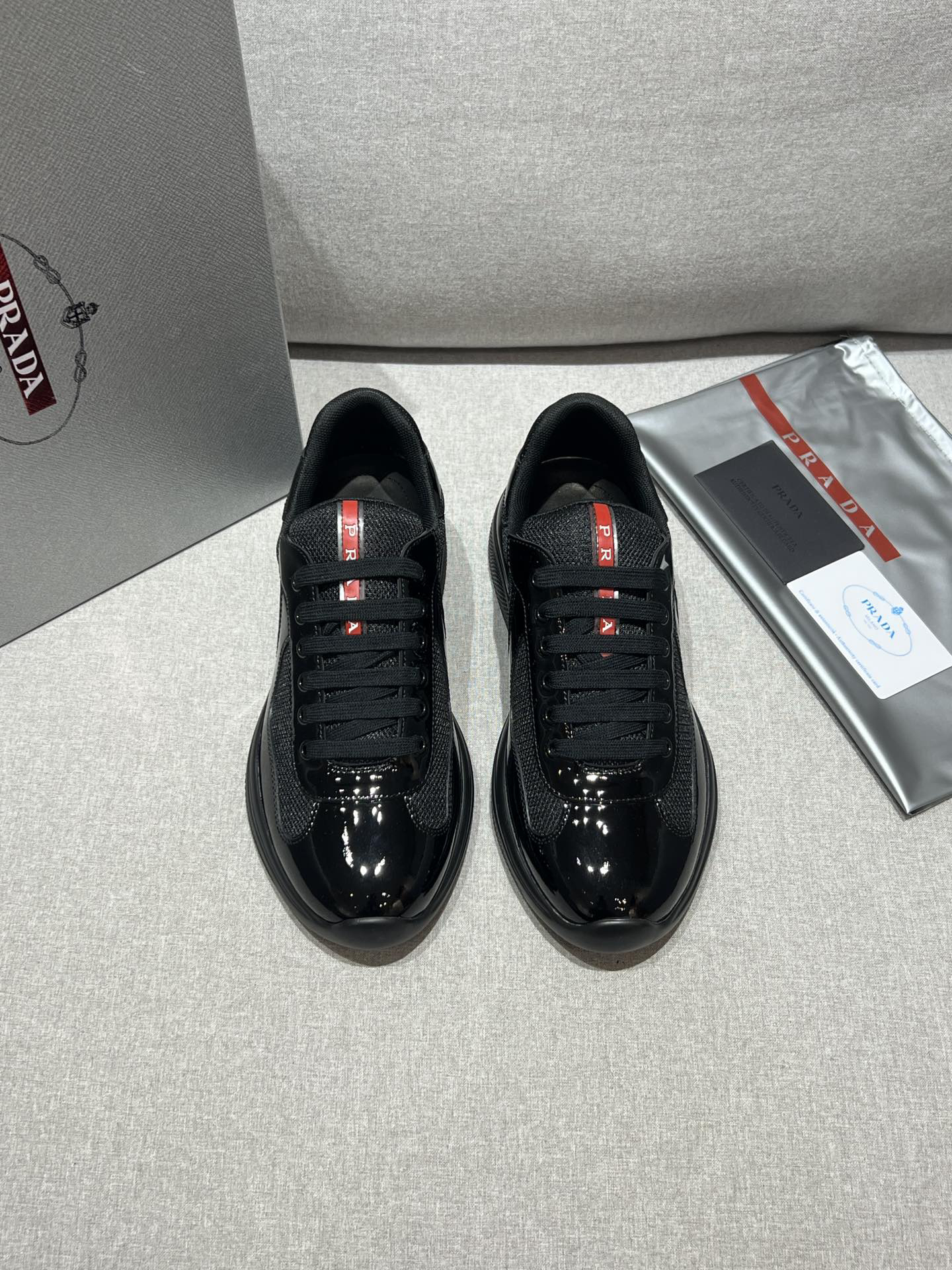プラダ「Prada」プラダ アメリカスカップ スニーカー / ユニセックスレザースニーカー