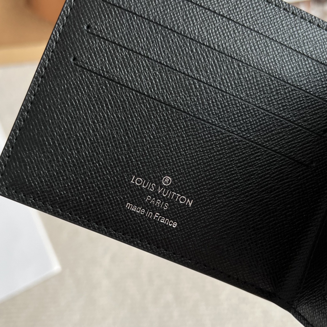 ルイ・ヴィトン「Louis Vuitton」ポルトフォイユ･アメリゴ NM