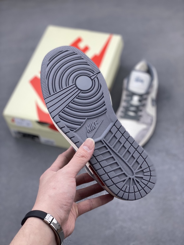 ナイキ「Nike」ク ロー カジュアルスニーカー