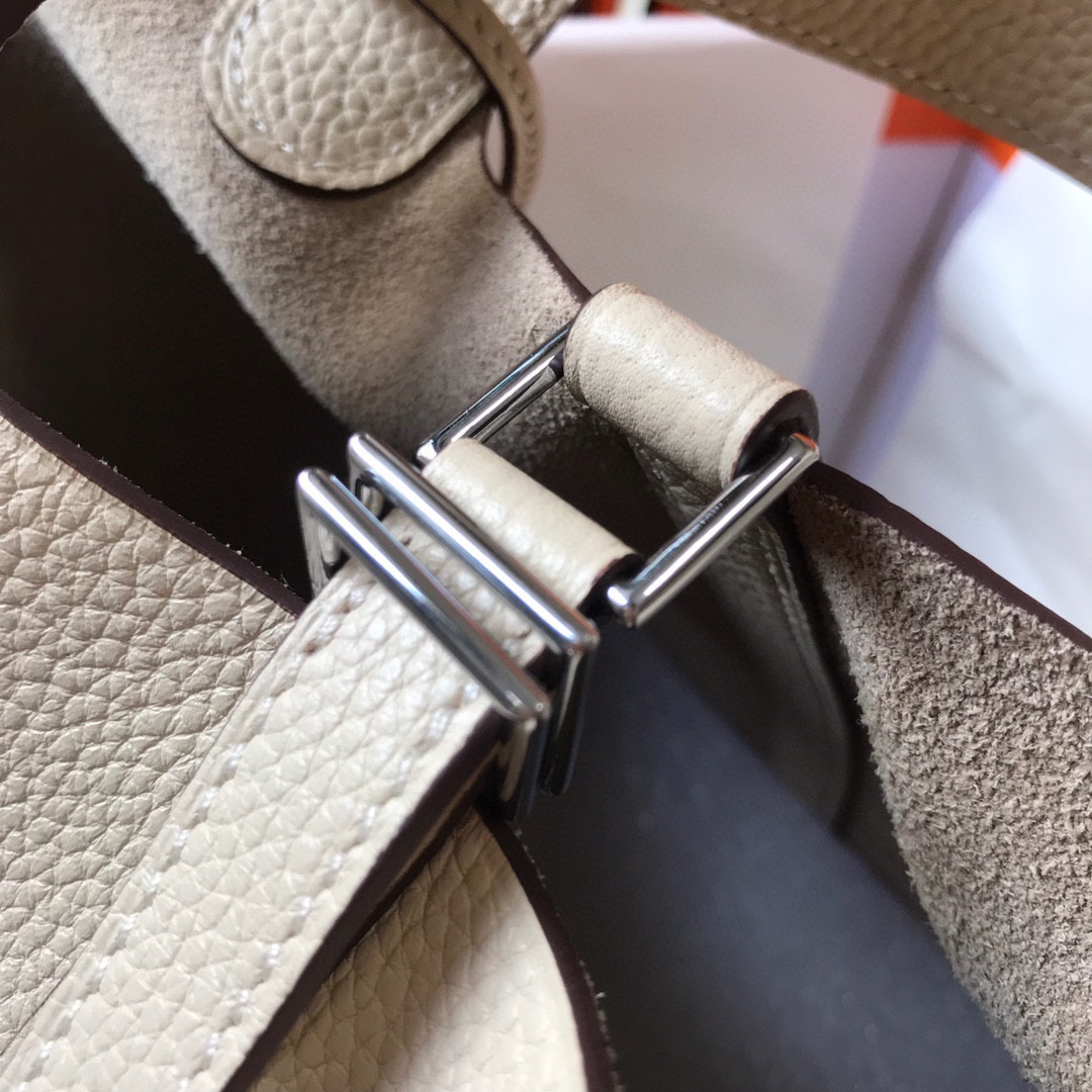 エルメス「Hermès」ピコタン ロック 18 バッグ「Picotin Lock 18 Bag」