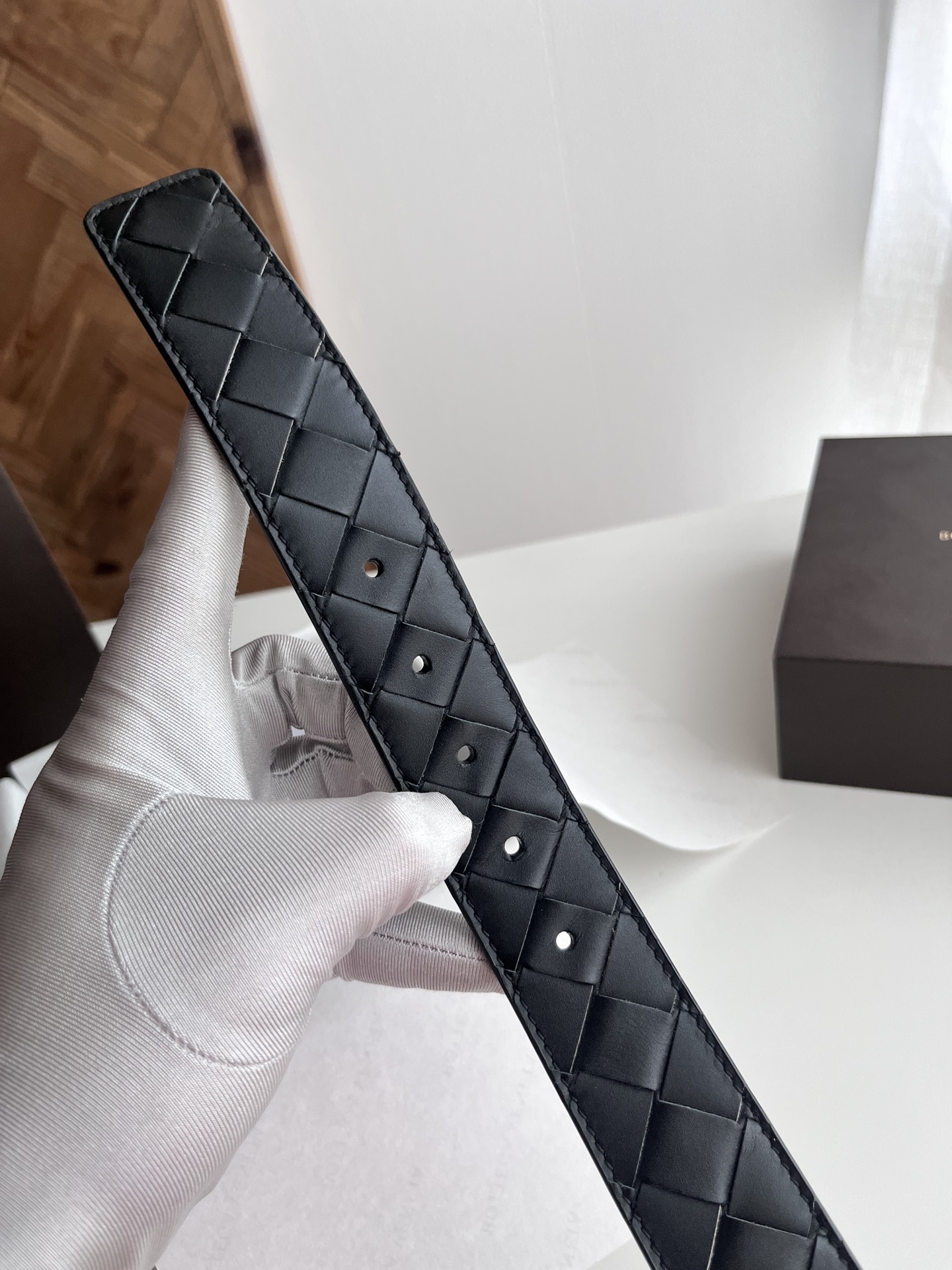 ボッテガ・ヴェネタ「Bottega Veneta」イントレチャート リバーシブル ベルト