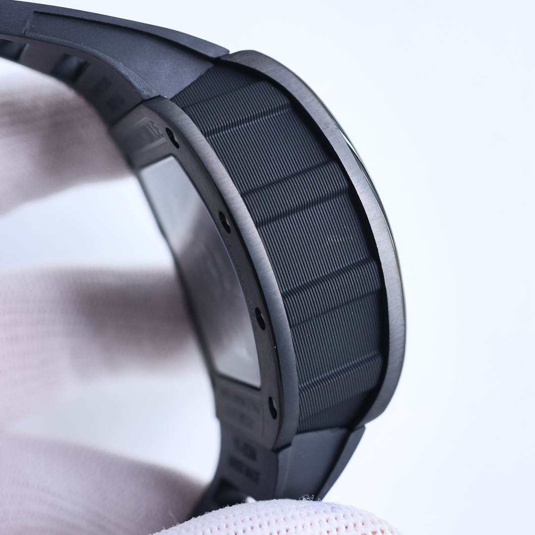 リシャール ミル「Richard Mille」 RM011-FM フライバック クロノグラフ メンズウォッチ49MM