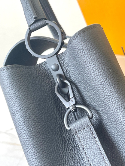 ルイ・ヴィトン「Louis Vuitton」 CarryAll ハンドバッグ