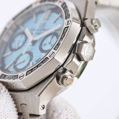 オーデマピゲ［Audemars Piguet］ロイヤルオーク 26715BC メンズ 腕時計40MM
