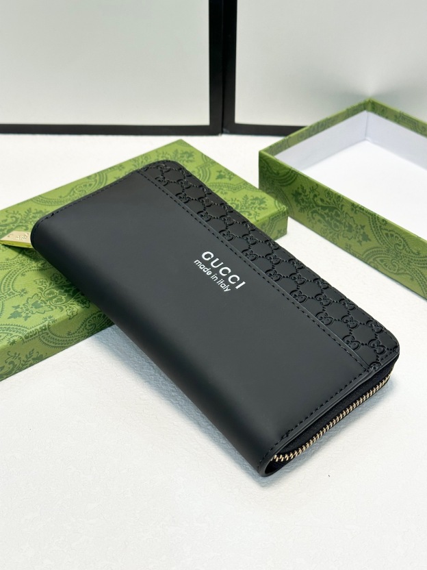 グッチ「Gucci」シグネチャー レザー ウェブ ジップアラウンドウォレット