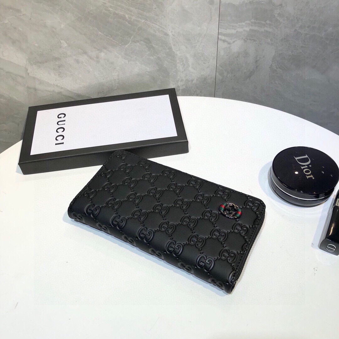 グッチ「Gucci」シグネチャー レザー ウェブ ジップアラウンドウォレット