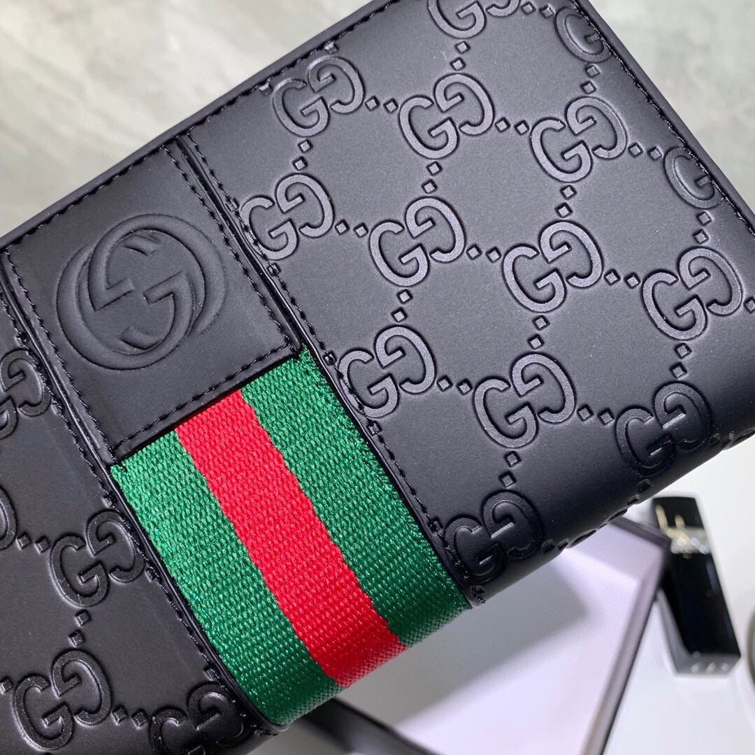 グッチ「Gucci」シグネチャー レザー ウェブ ジップアラウンドウォレット