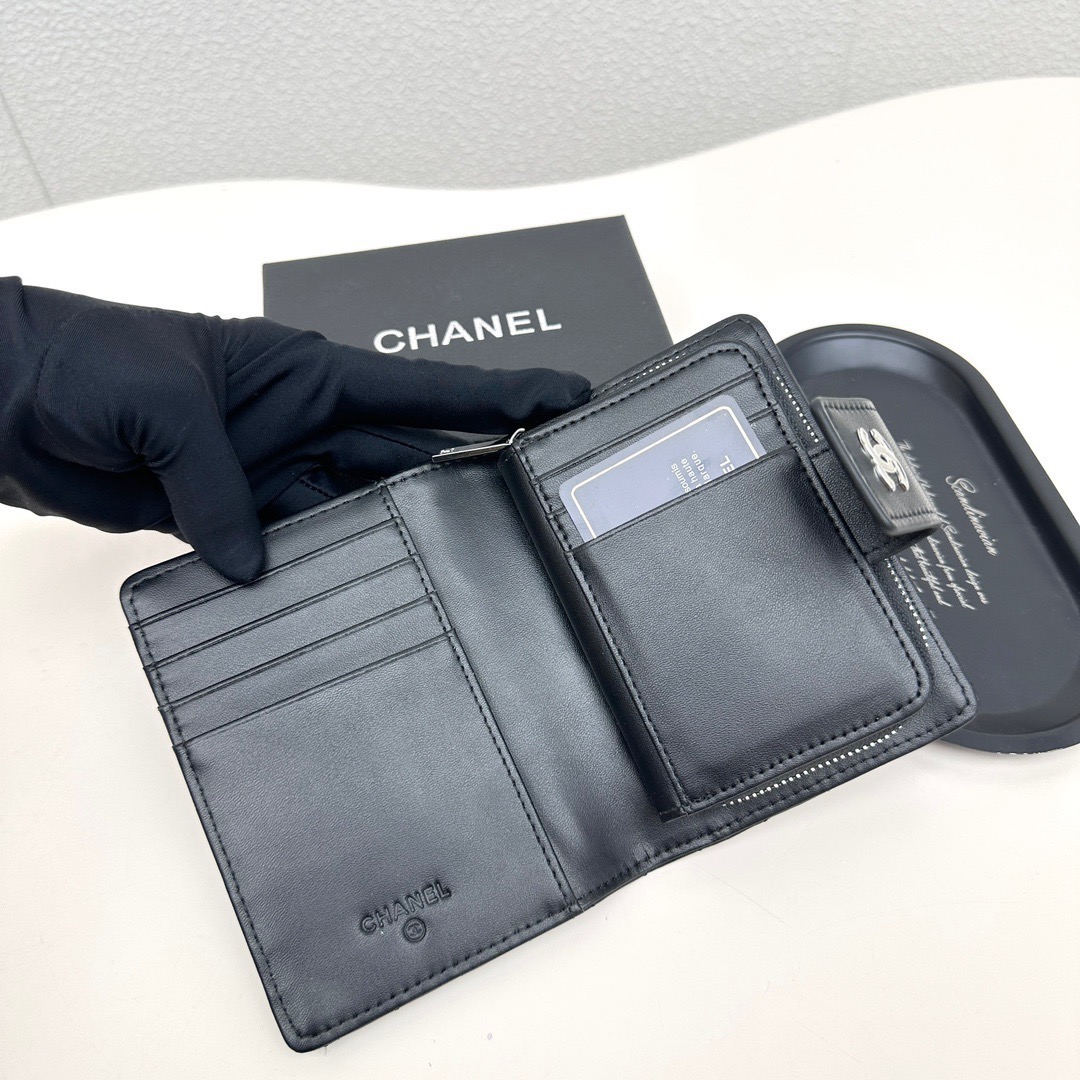 シャネル「Chanel」財布 多機能な小さな財布！